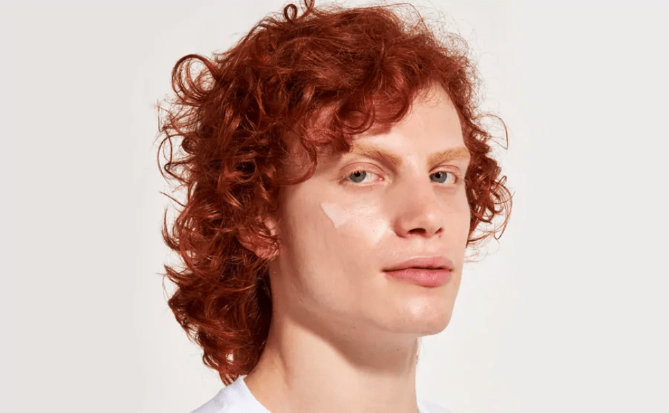 Oily face in men: How to reduce skin oilness?